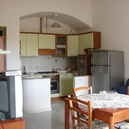 Domus Ligas Feriehus Àrbatax